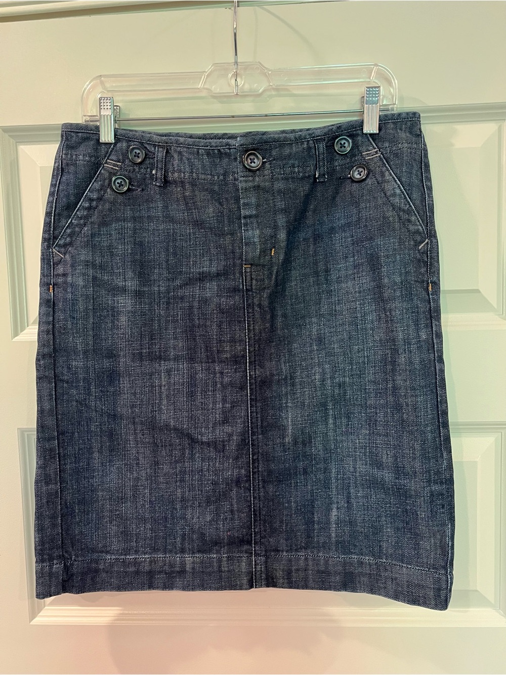Gap 1969 Limited Edition Dark Wash Denim Skirt Size 10 Button Detail - Picture 5 of 9